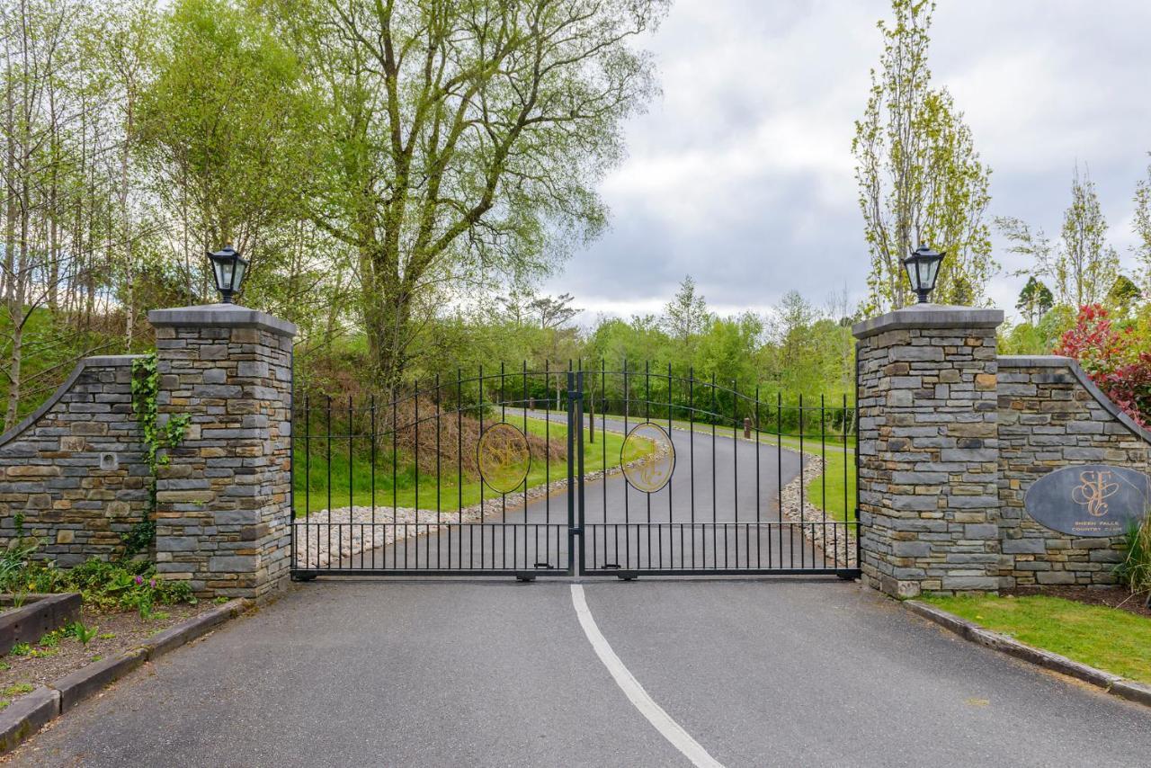 The Courtyard At Sheen Falls Country Club Kenmare Exteriör bild